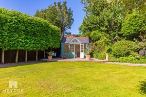 Photo 18- click for photo gallery